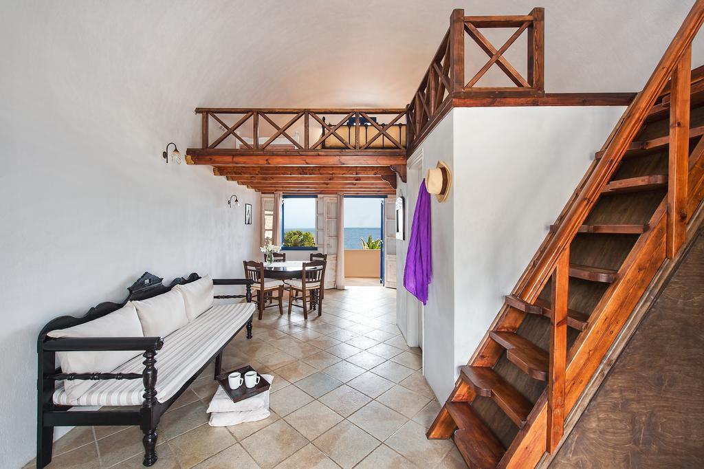 Villa Pezoula Oia Room photo
