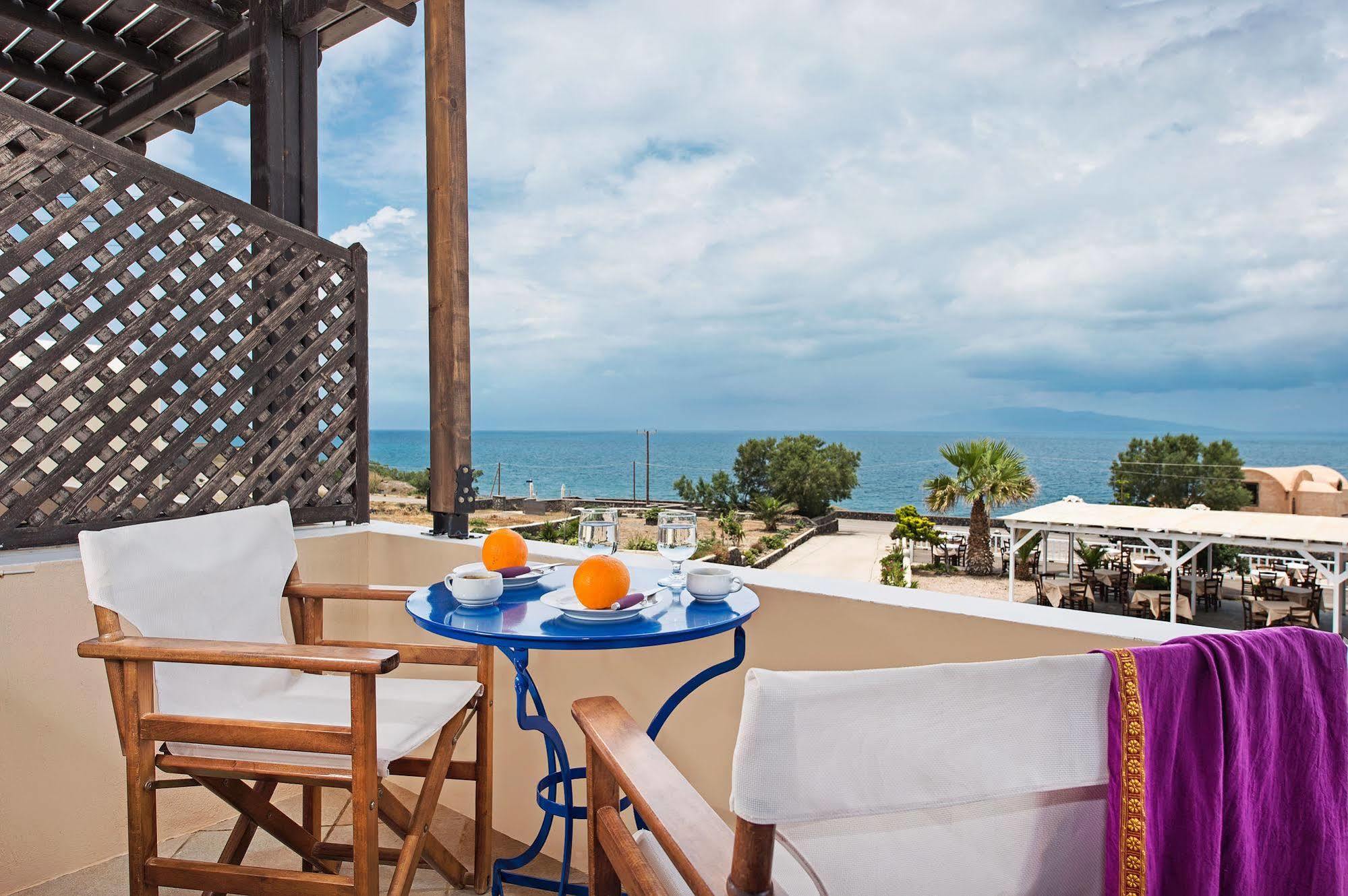 Villa Pezoula Oia Exterior photo